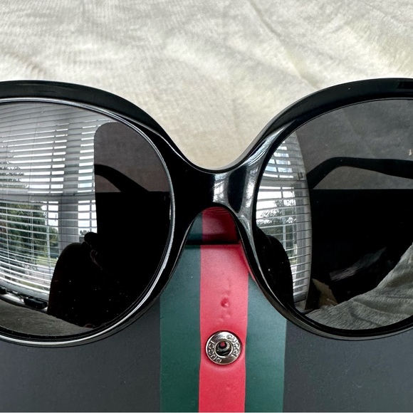 Authentic Gucci Women’s Black Sunglasses main image 10